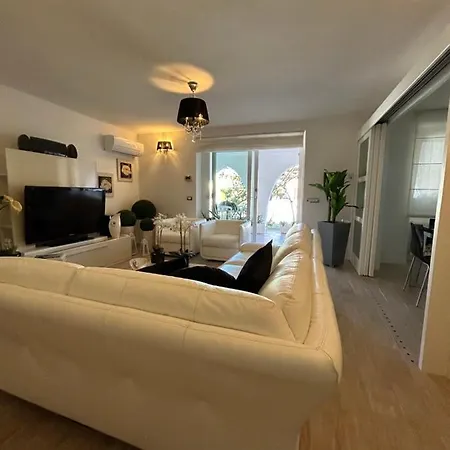 Le Bouganville